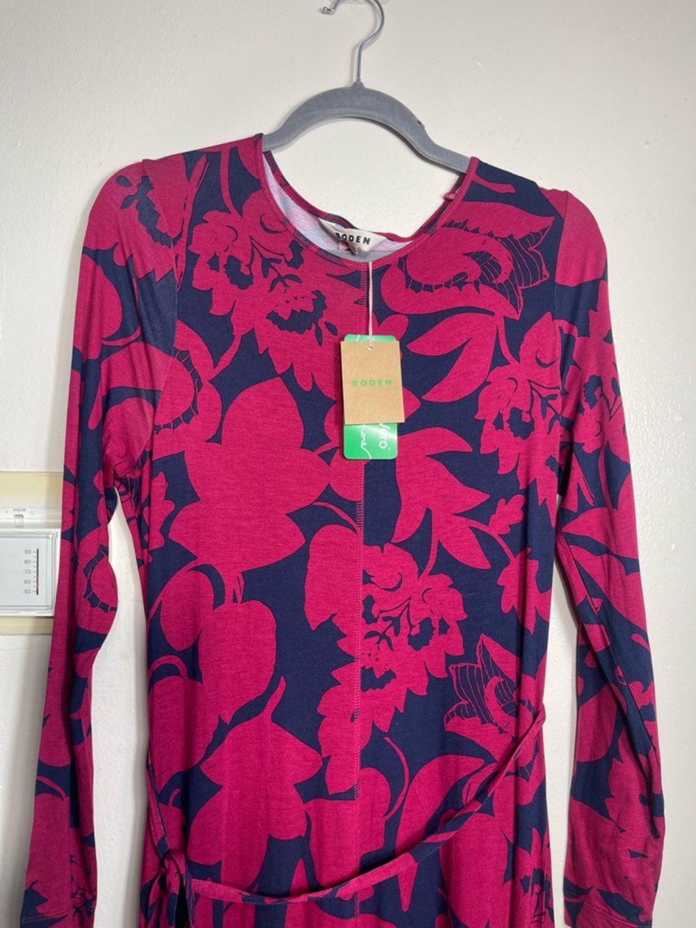 Boden Lucy Jersey Midi Dress Warm Cranberry Tulip Bloom Floral NWT Size 10 - Picture 4 of 7